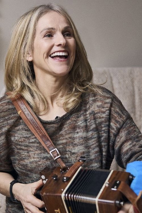Tradfluencer - The Sharon Shannon Story